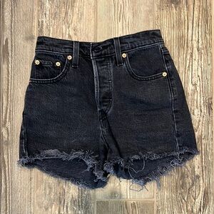 Levi’s Women's Black Denim Shorts Size 23
